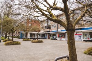 Meer bomen en planten voor plein aan Van Lenneplaan